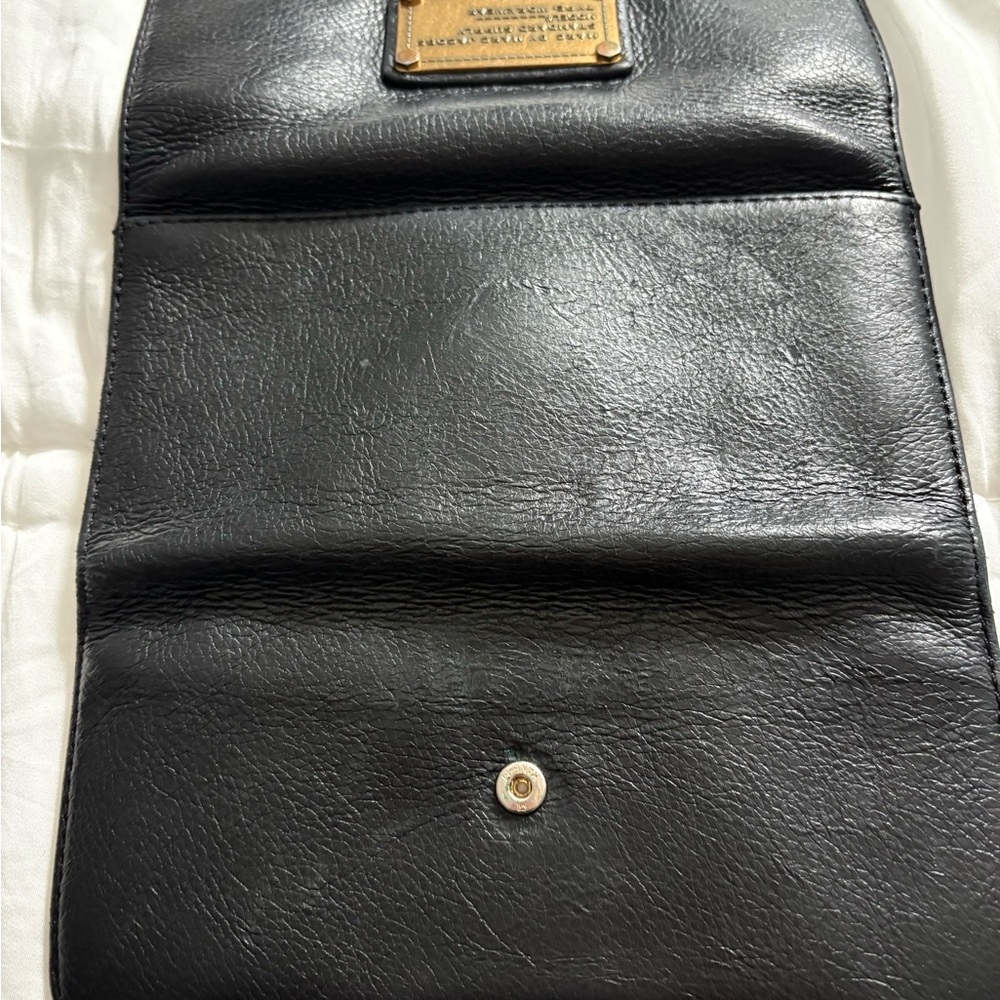 Marc by Marc Jacobs Black Wallet with Gold Plaque - Picture 9 of 9